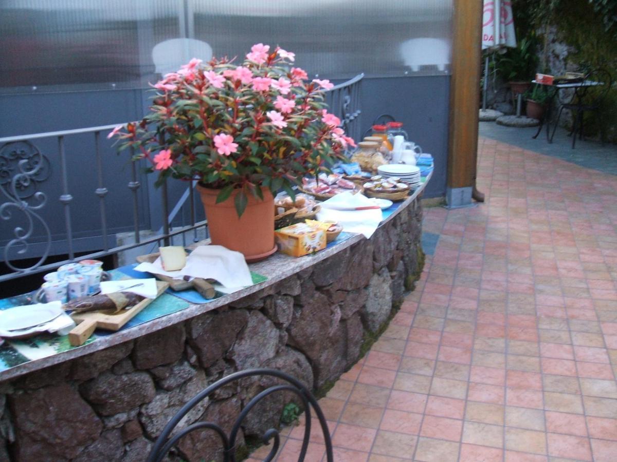 Affitta Camere Casa Delle Rose Villanova Monteleone Dış mekan fotoğraf